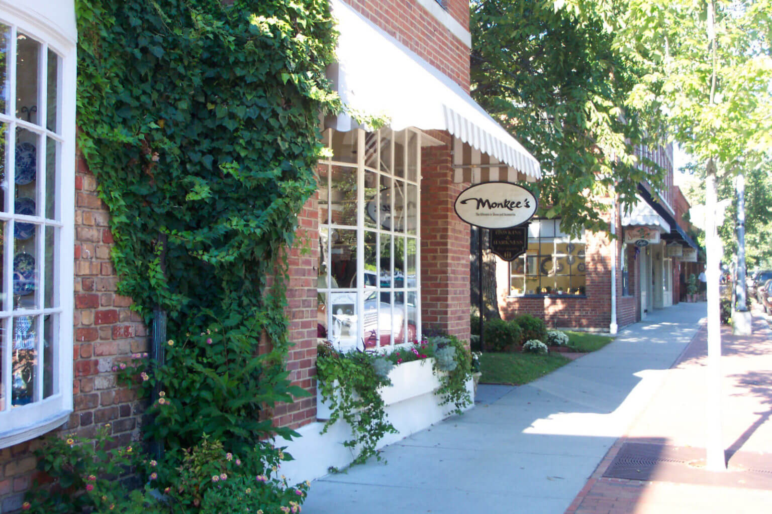 Tour & Shop Historic Downtown Southern Pines NC