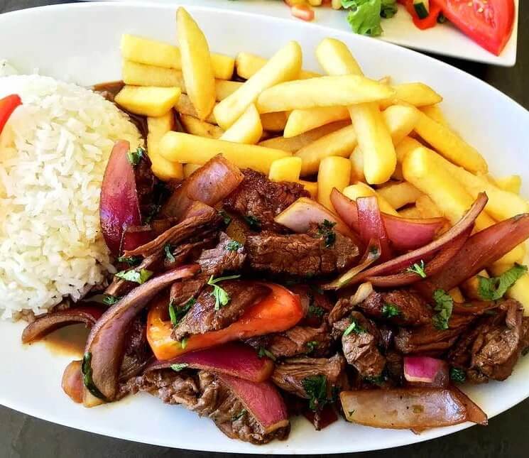 Carolinas Kitchen - Peruvian Lomo Saltado
